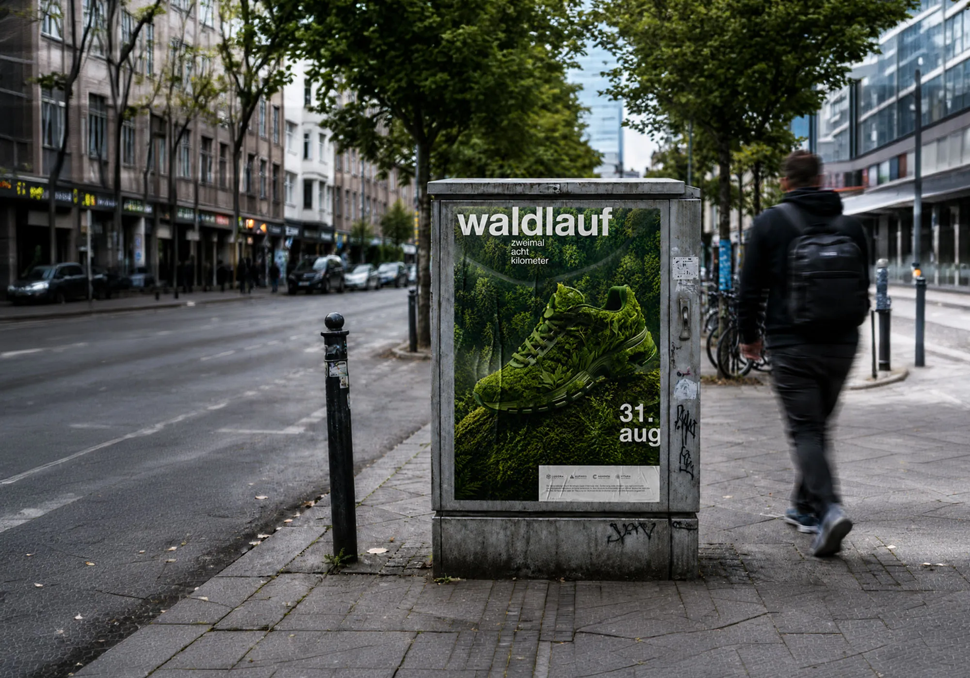 Plakatdesign für einen Waldlauf als aufmerksamkeitsstarke Außenwerbung im Stadtbild