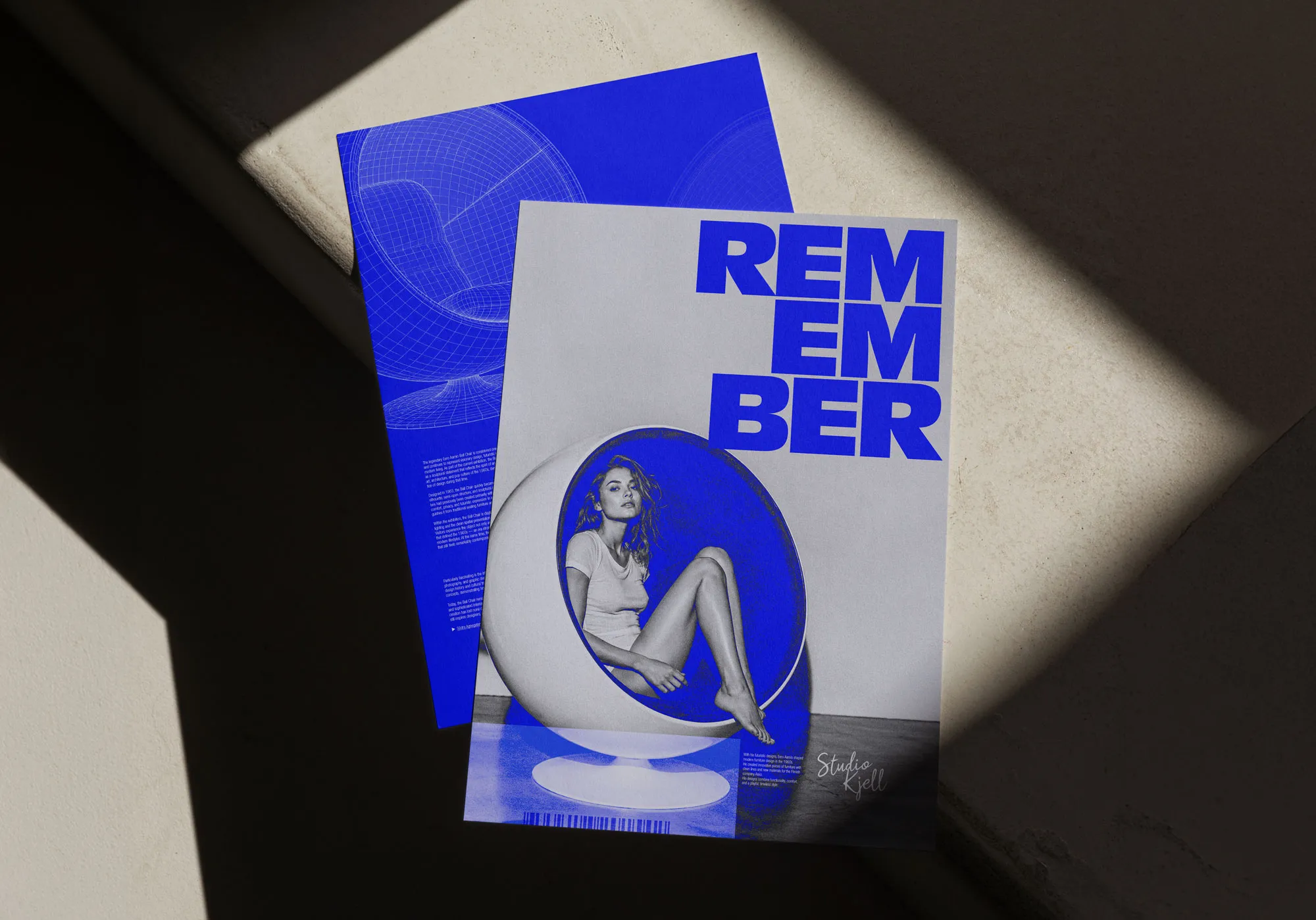 Modernes Editorial Design mit ausdrucksstarker Typografie und blauem Gestaltungskonzept